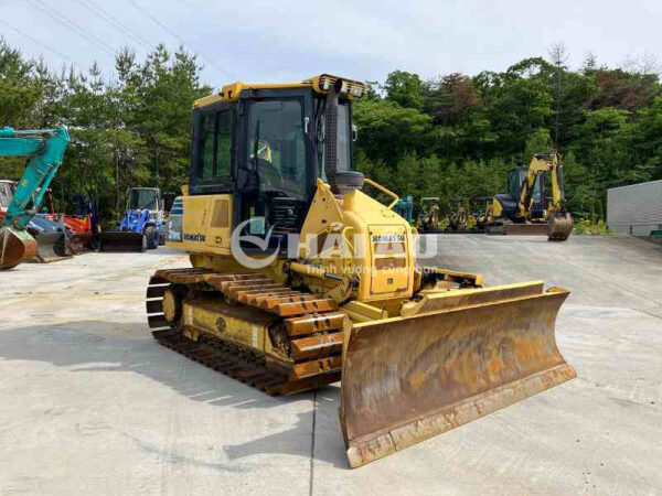 Máy Ủi Bãi KOMATSU D31PX-22 (UI1020)