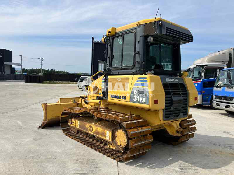 Máy Ủi Bãi KOMATSU D31PX-22 (UI1020)