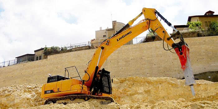 MÁY XÚC ĐÀO LIUGONG CLG936E - 1.6M3