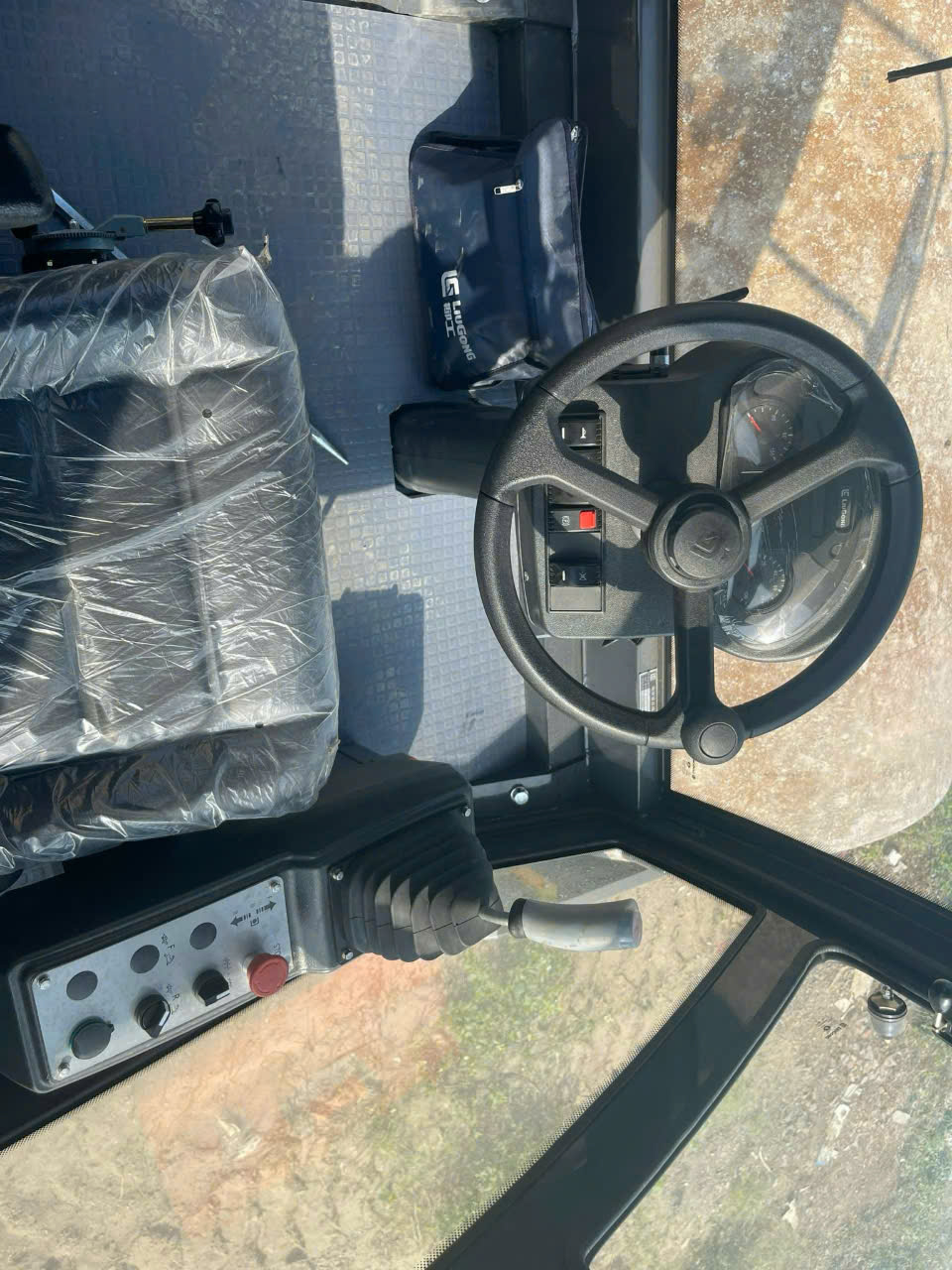 XE LU RUNG LIUGONG 2 CẦU 6612E