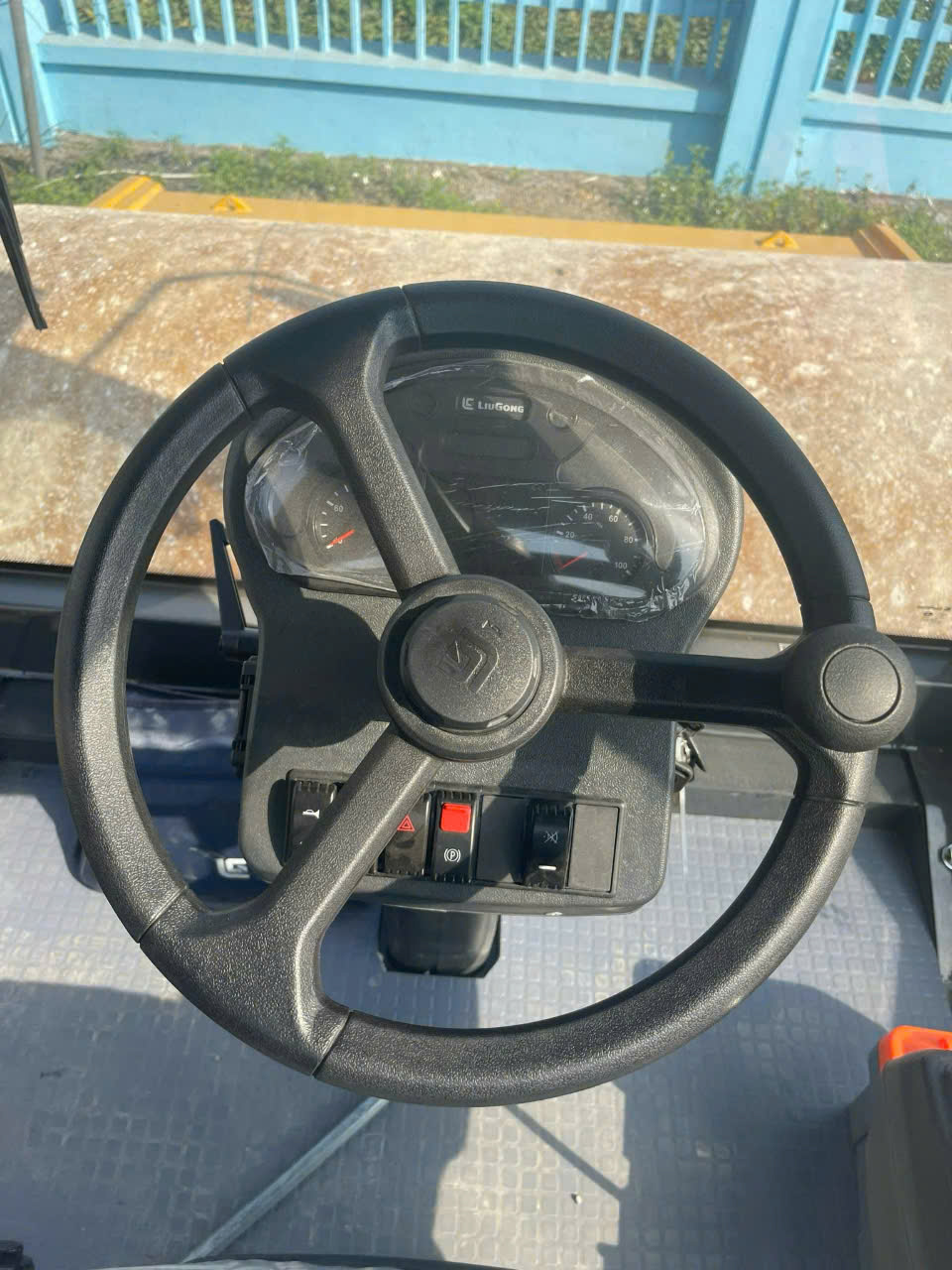 XE LU RUNG LIUGONG 2 CẦU 6612E